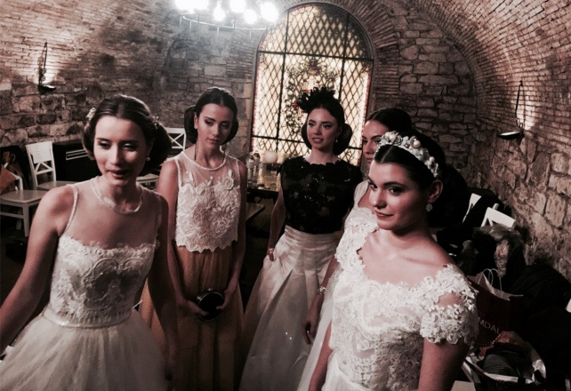 BRIDAL COUTURE  AND JEWELS