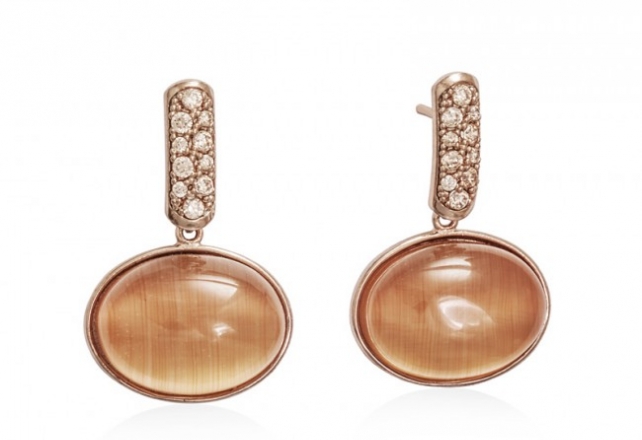 ESTRENAMOS COLOR PANTONE 