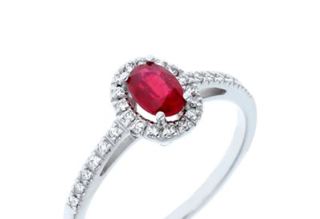 Joyería con gemas de color